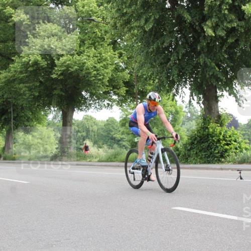 15.06.2025 - 7 Türme Triathlon Yannick Fuchs http://msf.ph/oto/7957466 15.06.2025 09:51:31 Radfahren  meine-sportfotos.de