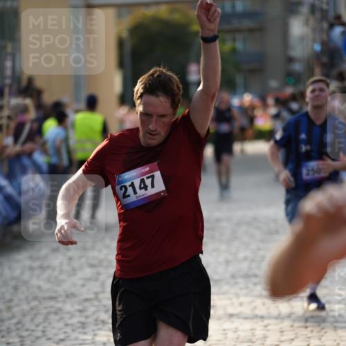 13.06.2025 - Holstenköstenlauf Felixshl http://msf.ph/oto/7957467 13.06.2025 19:48:15 Laufen 2064, 2147, 2507 meine-sportfotos.de