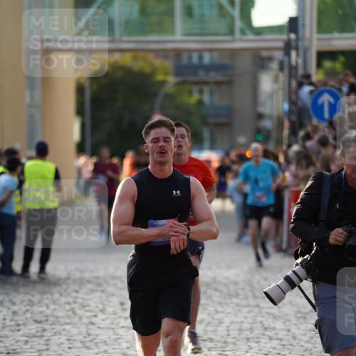 13.06.2025 - Holstenköstenlauf Felixshl http://msf.ph/oto/7957530 13.06.2025 19:48:23 Laufen 2087, 2357, 2748, 2807 meine-sportfotos.de