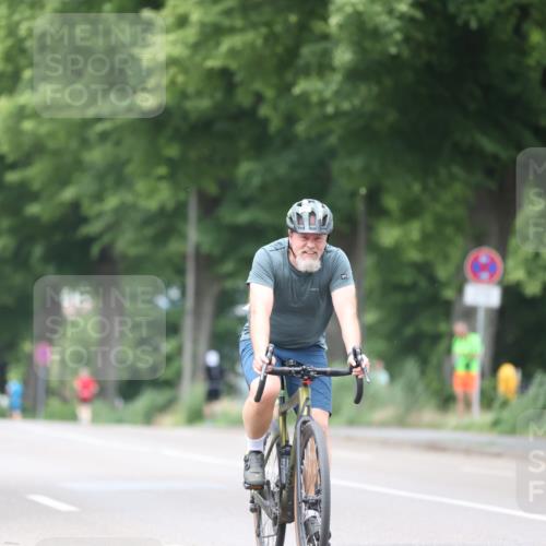15.06.2025 - 7 Türme Triathlon Yannick Fuchs http://msf.ph/oto/7957586 15.06.2025 13:44:11 Radfahren 771, 794 meine-sportfotos.de