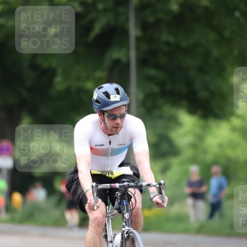 15.06.2025 - 7 Türme Triathlon Yannick Fuchs http://msf.ph/oto/7957601 15.06.2025 13:44:29 Radfahren 1078, 1196 meine-sportfotos.de