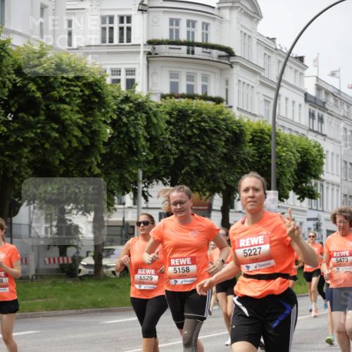 15.06.2025 - REWE Women's Run Jannik Wohlers http://msf.ph/oto/7957678 15.06.2025 09:44:08 Laufen 48, 5158, 5529, 5227, 5473 meine-sportfotos.de