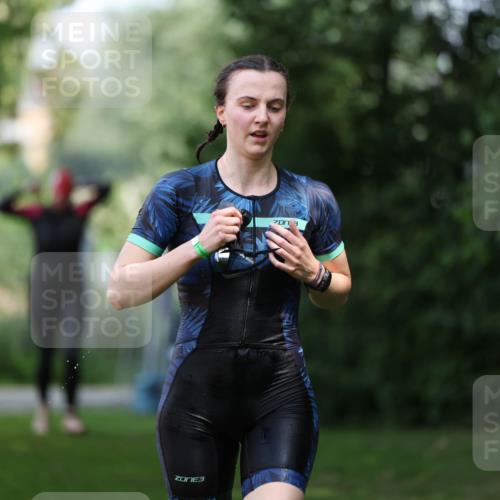 15.06.2025 - 7 Türme Triathlon Michael Strokosch http://msf.ph/oto/7957727 15.06.2025 12:36:49 Schwimmen 429, 514, 584, 645, 666 meine-sportfotos.de