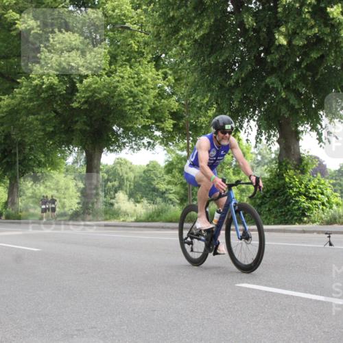 15.06.2025 - 7 Türme Triathlon Yannick Fuchs http://msf.ph/oto/7957729 15.06.2025 09:56:31 Radfahren  meine-sportfotos.de