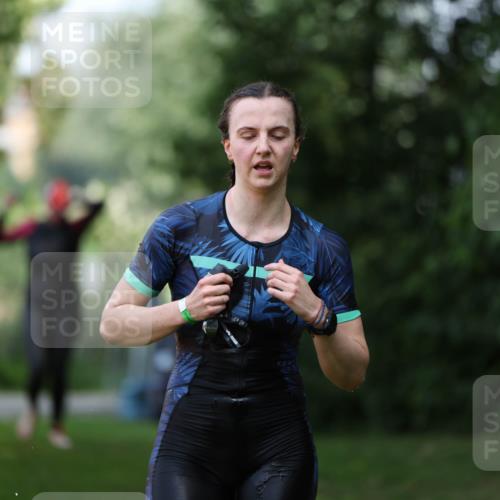 15.06.2025 - 7 Türme Triathlon Michael Strokosch http://msf.ph/oto/7957732 15.06.2025 12:36:49 Schwimmen 429, 514, 584, 645, 666 meine-sportfotos.de