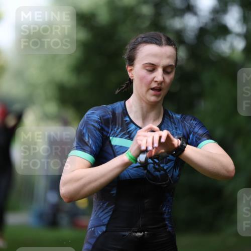 15.06.2025 - 7 Türme Triathlon Michael Strokosch http://msf.ph/oto/7957745 15.06.2025 12:36:50 Schwimmen 429, 514, 584, 645, 666 meine-sportfotos.de