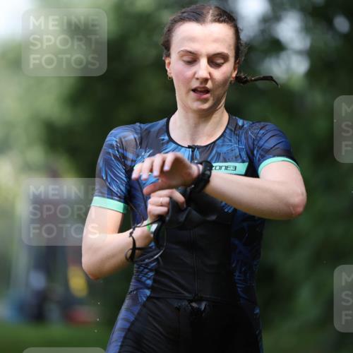 15.06.2025 - 7 Türme Triathlon Michael Strokosch http://msf.ph/oto/7957749 15.06.2025 12:36:50 Schwimmen 429, 514, 584, 645, 666 meine-sportfotos.de