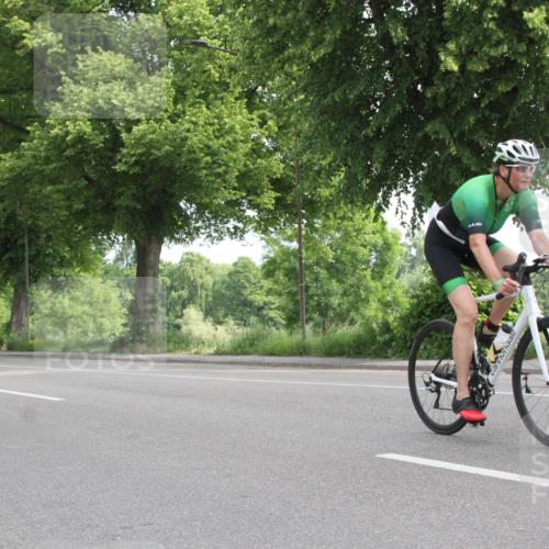 15.06.2025 - 7 Türme Triathlon Yannick Fuchs http://msf.ph/oto/7957754 15.06.2025 09:56:37 Radfahren  meine-sportfotos.de
