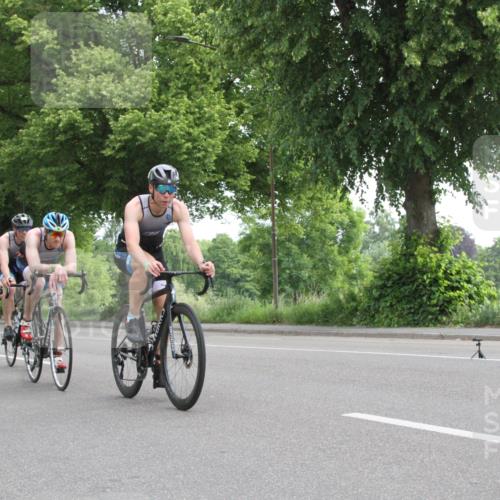 15.06.2025 - 7 Türme Triathlon Yannick Fuchs http://msf.ph/oto/7957762 15.06.2025 09:57:36 Radfahren  meine-sportfotos.de