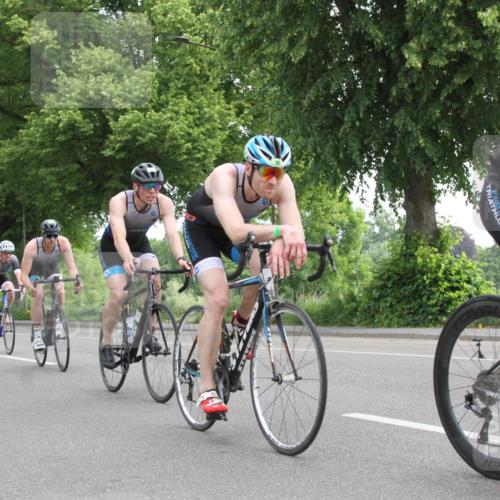 15.06.2025 - 7 Türme Triathlon Yannick Fuchs http://msf.ph/oto/7957767 15.06.2025 09:57:36 Radfahren  meine-sportfotos.de