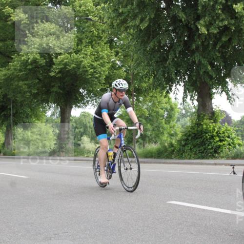 15.06.2025 - 7 Türme Triathlon Yannick Fuchs http://msf.ph/oto/7957780 15.06.2025 09:57:37 Radfahren  meine-sportfotos.de