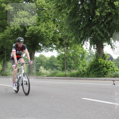 15.06.2025 - 7 Türme Triathlon Yannick Fuchs http://msf.ph/oto/7957833 15.06.2025 10:01:26 Radfahren  meine-sportfotos.de