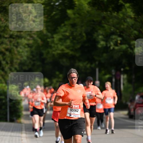 15.06.2025 - REWE Women's Run Dr. Thomas Lammeyer http://msf.ph/oto/7957834 15.06.2025 09:47:57 Laufen 10062 meine-sportfotos.de