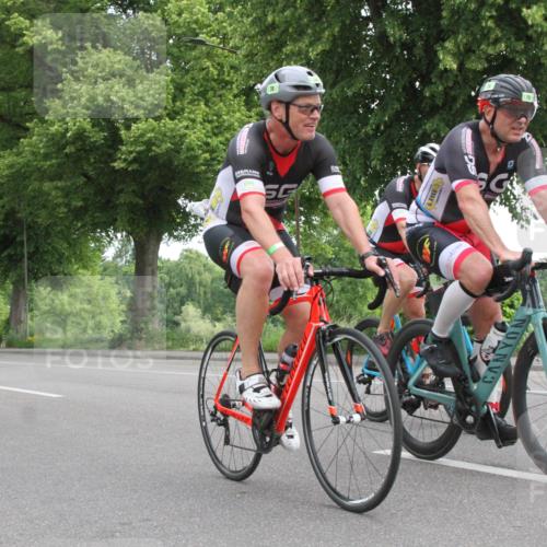 15.06.2025 - 7 Türme Triathlon Yannick Fuchs http://msf.ph/oto/7957842 15.06.2025 10:01:27 Radfahren  meine-sportfotos.de
