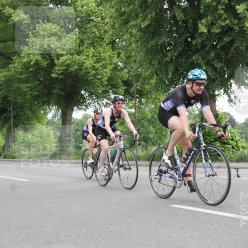 15.06.2025 - 7 Türme Triathlon Yannick Fuchs http://msf.ph/oto/7957863 15.06.2025 10:02:32 Radfahren  meine-sportfotos.de