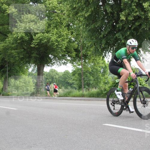 15.06.2025 - 7 Türme Triathlon Yannick Fuchs http://msf.ph/oto/7957917 15.06.2025 10:02:55 Radfahren  meine-sportfotos.de