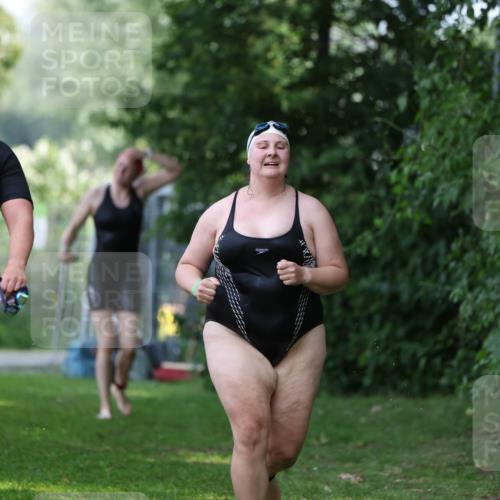 15.06.2025 - 7 Türme Triathlon Michael Strokosch http://msf.ph/oto/7957941 15.06.2025 12:37:18 Schwimmen 368, 369, 491, 520, 556, 668 meine-sportfotos.de