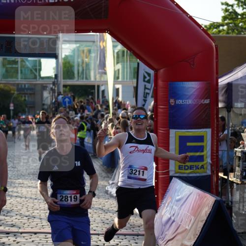 13.06.2025 - Holstenköstenlauf Felixshl http://msf.ph/oto/7957944 13.06.2025 19:48:41 Laufen 2362, 2691, 2819, 3052, 3209, 3210, 3211, 3219, 3648, 3787 meine-sportfotos.de