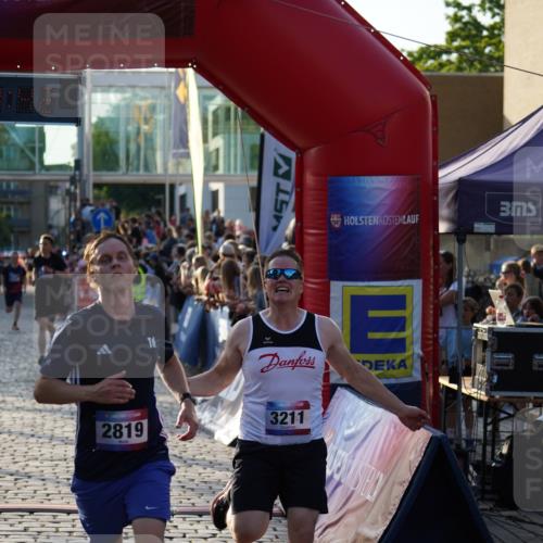 13.06.2025 - Holstenköstenlauf Felixshl http://msf.ph/oto/7957954 13.06.2025 19:48:41 Laufen 2362, 2691, 2819, 3052, 3209, 3210, 3211, 3219, 3648, 3787 meine-sportfotos.de