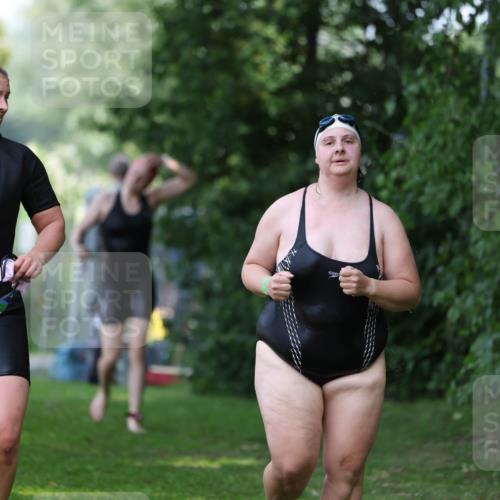 15.06.2025 - 7 Türme Triathlon Michael Strokosch http://msf.ph/oto/7957957 15.06.2025 12:37:18 Schwimmen 368, 369, 491, 520, 556, 668 meine-sportfotos.de