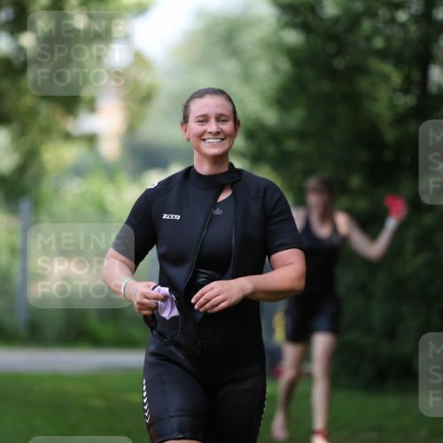 15.06.2025 - 7 Türme Triathlon Michael Strokosch http://msf.ph/oto/7957973 15.06.2025 12:37:20 Schwimmen 368, 369, 491, 520, 556, 668 meine-sportfotos.de