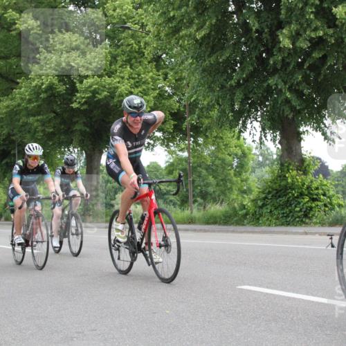 15.06.2025 - 7 Türme Triathlon Yannick Fuchs http://msf.ph/oto/7957977 15.06.2025 10:06:13 Radfahren  meine-sportfotos.de