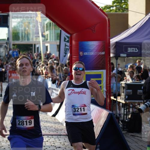 13.06.2025 - Holstenköstenlauf Felixshl http://msf.ph/oto/7957982 13.06.2025 19:48:41 Laufen 2362, 2691, 2819, 3052, 3209, 3210, 3211, 3219, 3648, 3787 meine-sportfotos.de