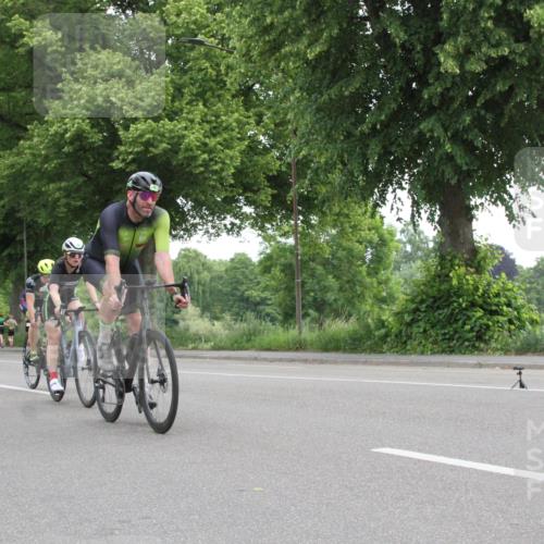 15.06.2025 - 7 Türme Triathlon Yannick Fuchs http://msf.ph/oto/7957989 15.06.2025 10:06:14 Radfahren  meine-sportfotos.de