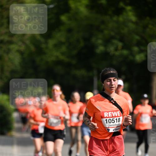 15.06.2025 - REWE Women's Run Dr. Thomas Lammeyer http://msf.ph/oto/7957990 15.06.2025 09:48:02 Laufen 10518 meine-sportfotos.de