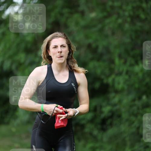 15.06.2025 - 7 Türme Triathlon Michael Strokosch http://msf.ph/oto/7958013 15.06.2025 12:37:26 Schwimmen 356, 368, 369, 491, 668 meine-sportfotos.de