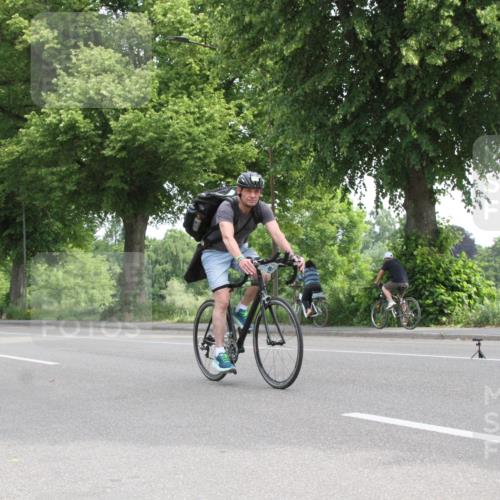 15.06.2025 - 7 Türme Triathlon Yannick Fuchs http://msf.ph/oto/7958081 15.06.2025 10:33:07 Radfahren  meine-sportfotos.de