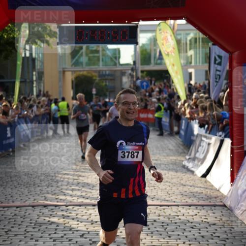 13.06.2025 - Holstenköstenlauf Felixshl http://msf.ph/oto/7958098 13.06.2025 19:48:49 Laufen 2282, 2362, 2408, 2669, 2685, 2786, 3052, 3622, 3787 meine-sportfotos.de