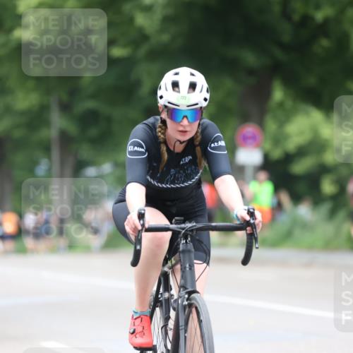 15.06.2025 - 7 Türme Triathlon Yannick Fuchs http://msf.ph/oto/7958101 15.06.2025 13:45:35 Radfahren 722, 922, 1141, 1191 meine-sportfotos.de