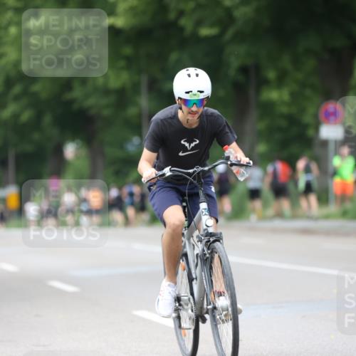 15.06.2025 - 7 Türme Triathlon Yannick Fuchs http://msf.ph/oto/7958110 15.06.2025 13:45:36 Radfahren 517, 722, 922, 1141, 1191 meine-sportfotos.de
