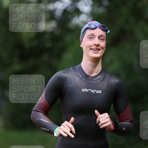 15.06.2025 - 7 Türme Triathlon Michael Strokosch http://msf.ph/oto/7958128 15.06.2025 12:37:42 Schwimmen 356 meine-sportfotos.de