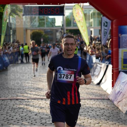 13.06.2025 - Holstenköstenlauf Felixshl http://msf.ph/oto/7958133 13.06.2025 19:48:49 Laufen 2282, 2362, 2408, 2669, 2685, 2786, 3052, 3622, 3787 meine-sportfotos.de