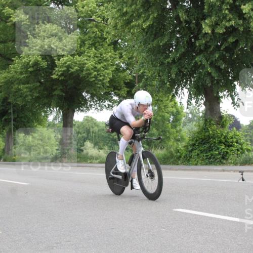 15.06.2025 - 7 Türme Triathlon Yannick Fuchs http://msf.ph/oto/7958138 15.06.2025 10:53:43 Radfahren  meine-sportfotos.de