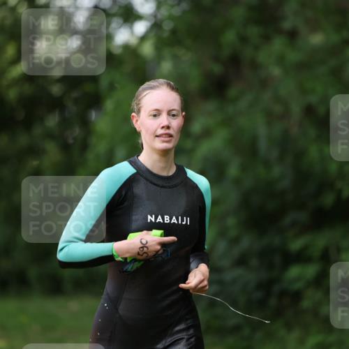 15.06.2025 - 7 Türme Triathlon Michael Strokosch http://msf.ph/oto/7958181 15.06.2025 12:38:27 Schwimmen 590 meine-sportfotos.de