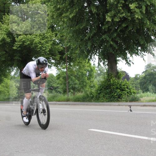 15.06.2025 - 7 Türme Triathlon Yannick Fuchs http://msf.ph/oto/7958197 15.06.2025 11:05:45 Radfahren  meine-sportfotos.de