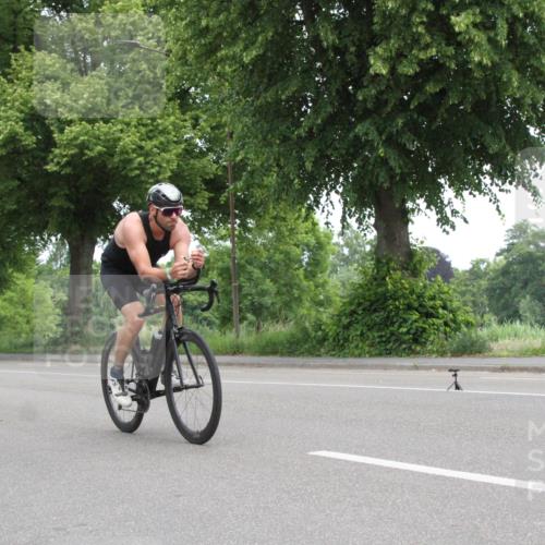 15.06.2025 - 7 Türme Triathlon Yannick Fuchs http://msf.ph/oto/7958204 15.06.2025 11:05:54 Radfahren  meine-sportfotos.de