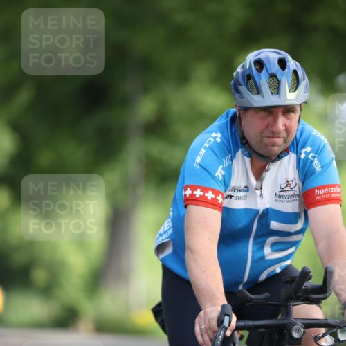 15.06.2025 - 7 Türme Triathlon Yannick Fuchs http://msf.ph/oto/7958266 15.06.2025 08:46:58 Radfahren  meine-sportfotos.de