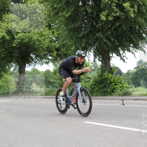 15.06.2025 - 7 Türme Triathlon Yannick Fuchs http://msf.ph/oto/7958269 15.06.2025 11:07:32 Radfahren  meine-sportfotos.de