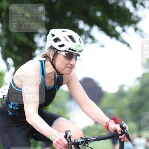15.06.2025 - 7 Türme Triathlon Yannick Fuchs http://msf.ph/oto/7958304 15.06.2025 13:45:49 Radfahren 529, 1027 meine-sportfotos.de