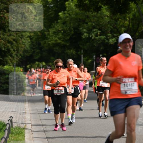 15.06.2025 - REWE Women's Run Dr. Thomas Lammeyer http://msf.ph/oto/7958366 15.06.2025 09:48:20 Laufen 10646, 10187 meine-sportfotos.de
