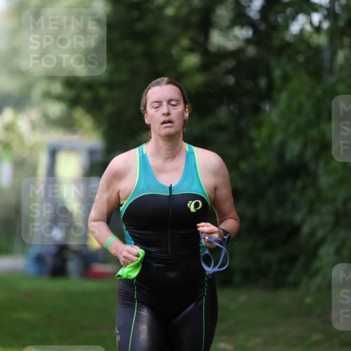 15.06.2025 - 7 Türme Triathlon Michael Strokosch http://msf.ph/oto/7958413 15.06.2025 12:39:48 Schwimmen 405, 484, 662 meine-sportfotos.de