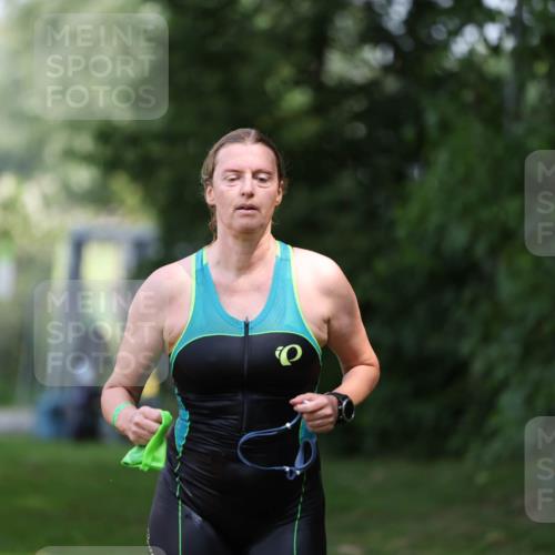 15.06.2025 - 7 Türme Triathlon Michael Strokosch http://msf.ph/oto/7958418 15.06.2025 12:39:48 Schwimmen 405, 484, 662 meine-sportfotos.de