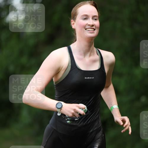 15.06.2025 - 7 Türme Triathlon Michael Strokosch http://msf.ph/oto/7958447 15.06.2025 12:39:57 Schwimmen 405, 484, 588 meine-sportfotos.de