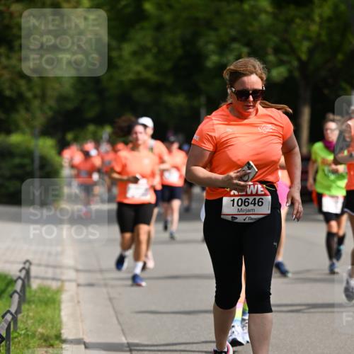 15.06.2025 - REWE Women's Run Dr. Thomas Lammeyer http://msf.ph/oto/7958460 15.06.2025 09:48:22 Laufen 10646 meine-sportfotos.de