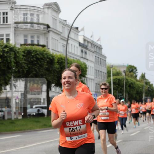 15.06.2025 - REWE Women's Run Jannik Wohlers http://msf.ph/oto/7958508 15.06.2025 09:44:25 Laufen 3, 5617, 5004 meine-sportfotos.de