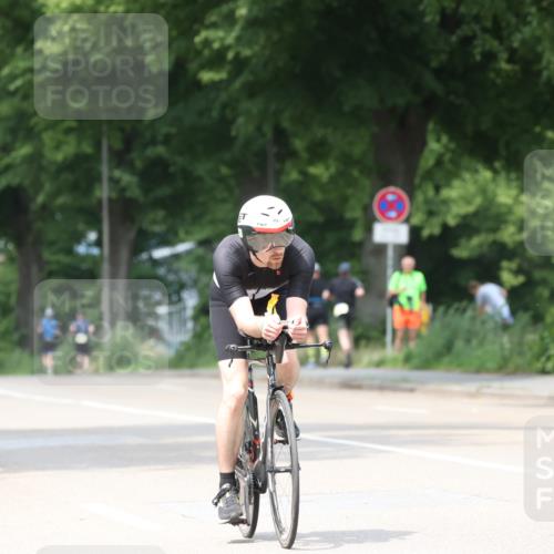 15.06.2025 - 7 Türme Triathlon Yannick Fuchs http://msf.ph/oto/7958610 15.06.2025 13:46:30 Radfahren 453, 813, 1126, 1161 meine-sportfotos.de